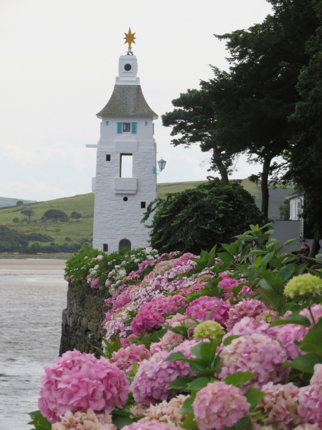 There is no light in the Portmeirion lighthouse